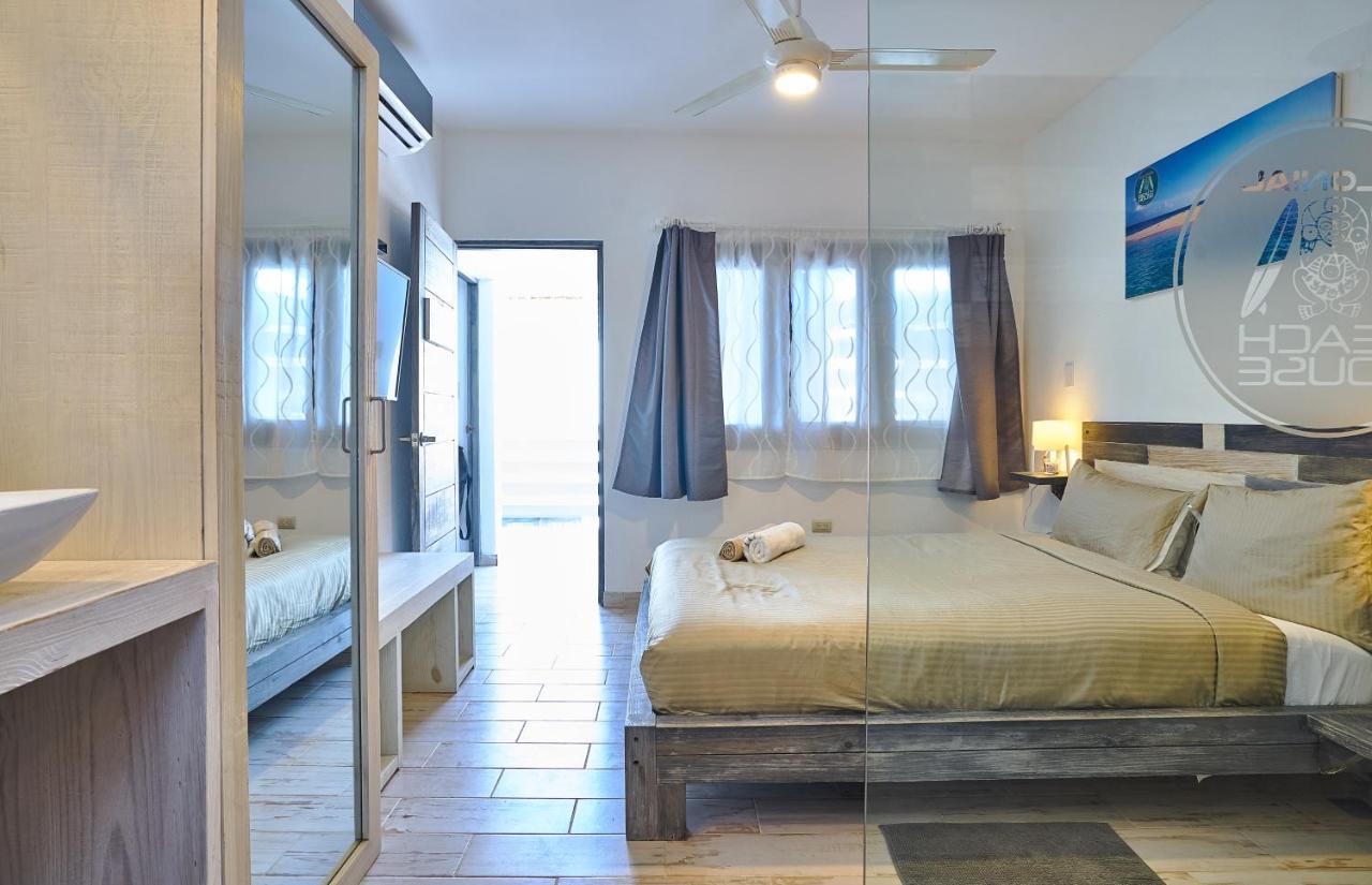Hotel Colonial House Santo Domingo Esterno foto