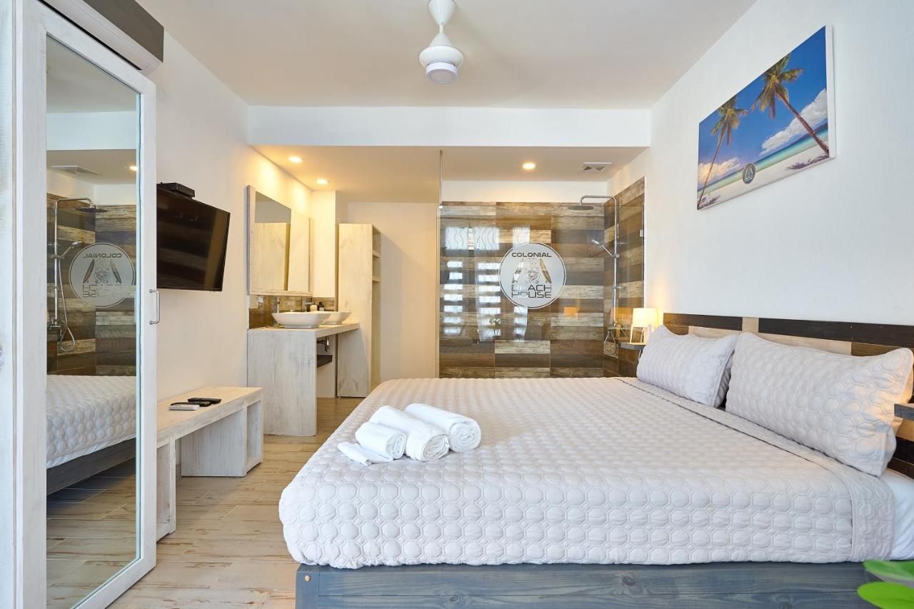 Hotel Colonial House Santo Domingo Esterno foto